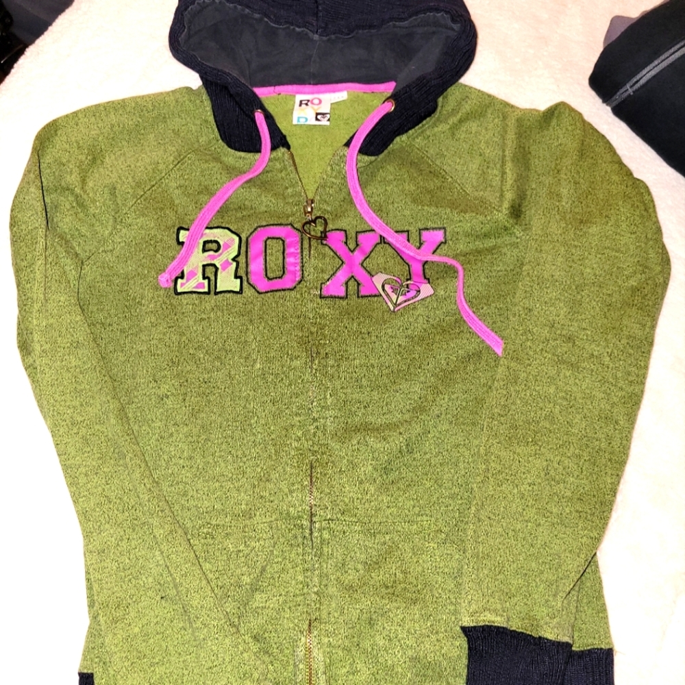 NWOT ROXY ZIP UP HOODIE